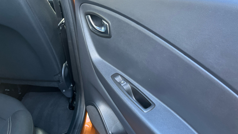 Renault Captur 0.9 TCE 90 Iconic 5dr Petrol Hatchback